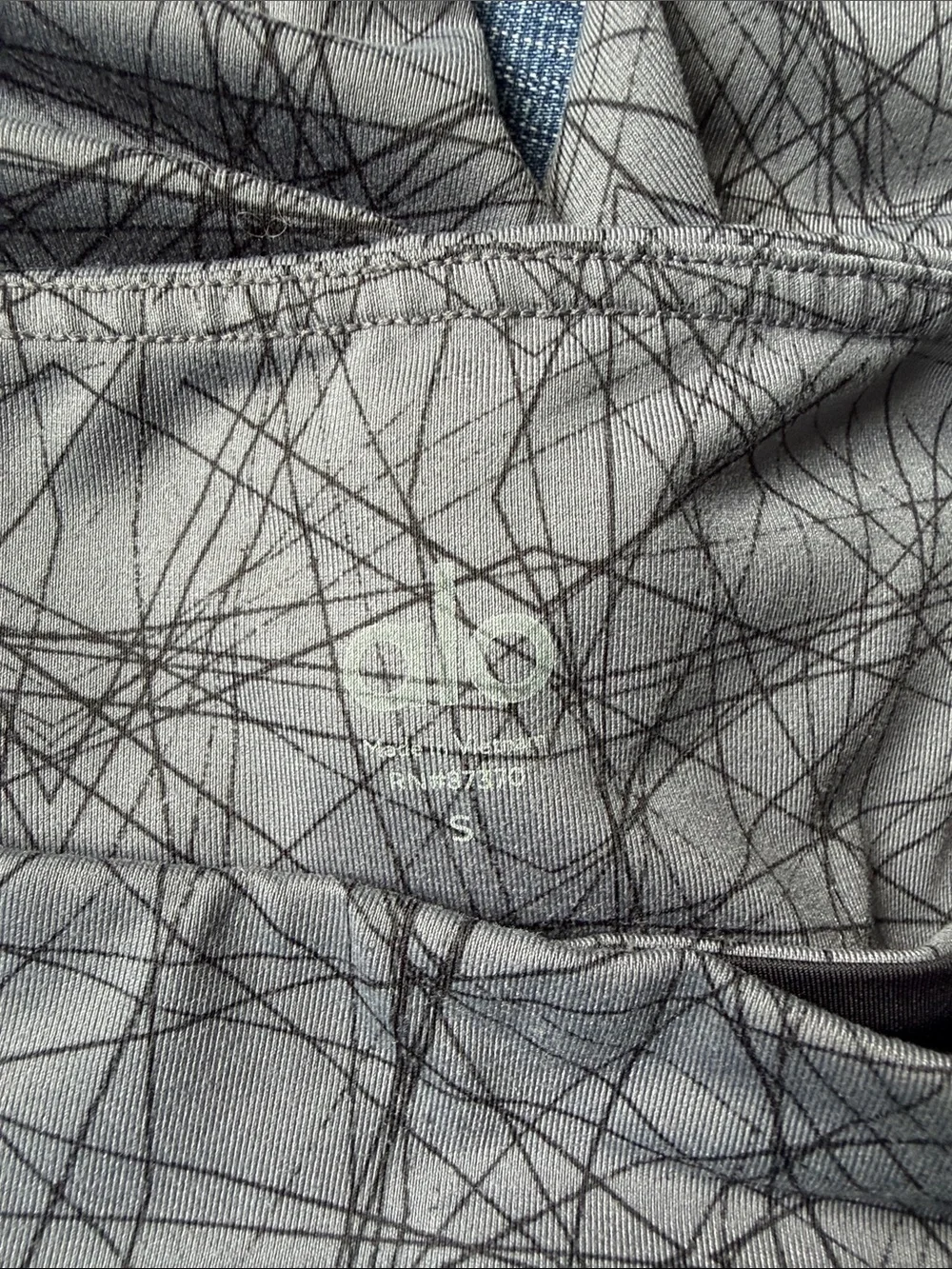 Women’s Small Alo Capri Leggings and Spiritual Ganster Bralette